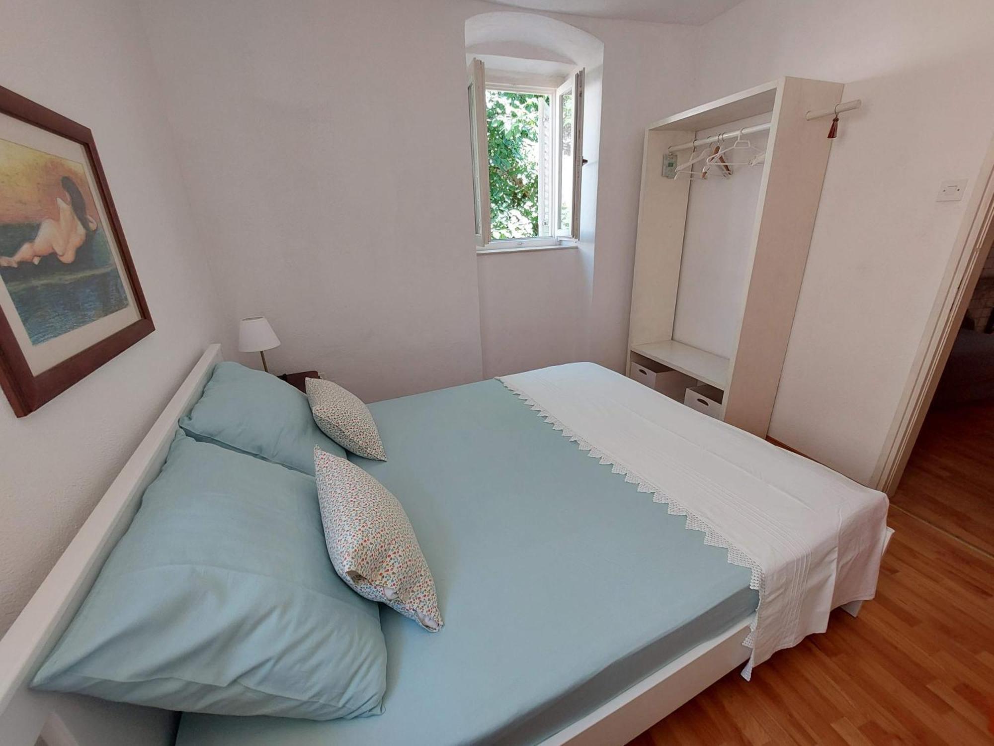 Ljubica apartman in historic center Vis Exterior foto