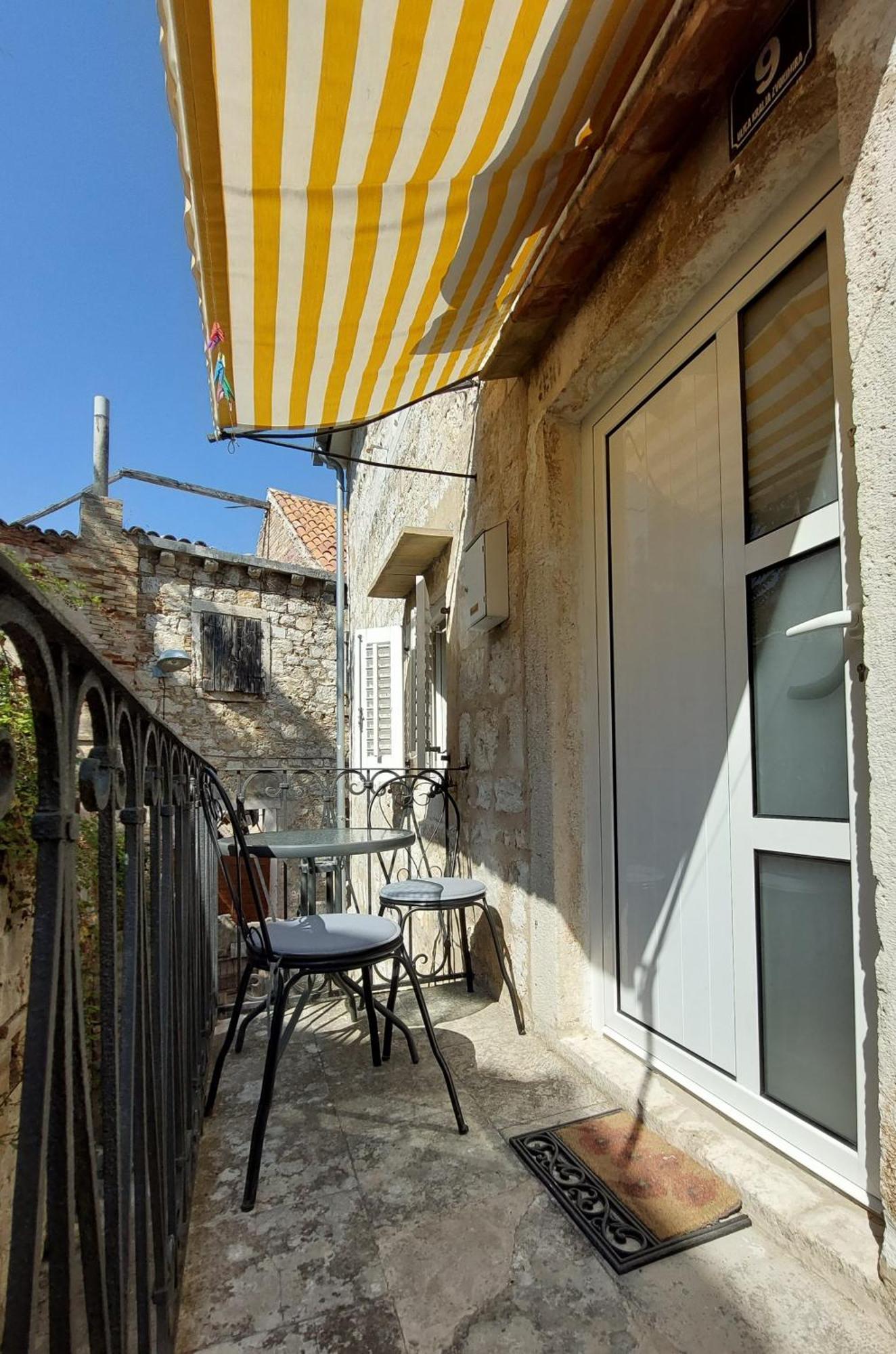 Ljubica apartman in historic center Vis Exterior foto